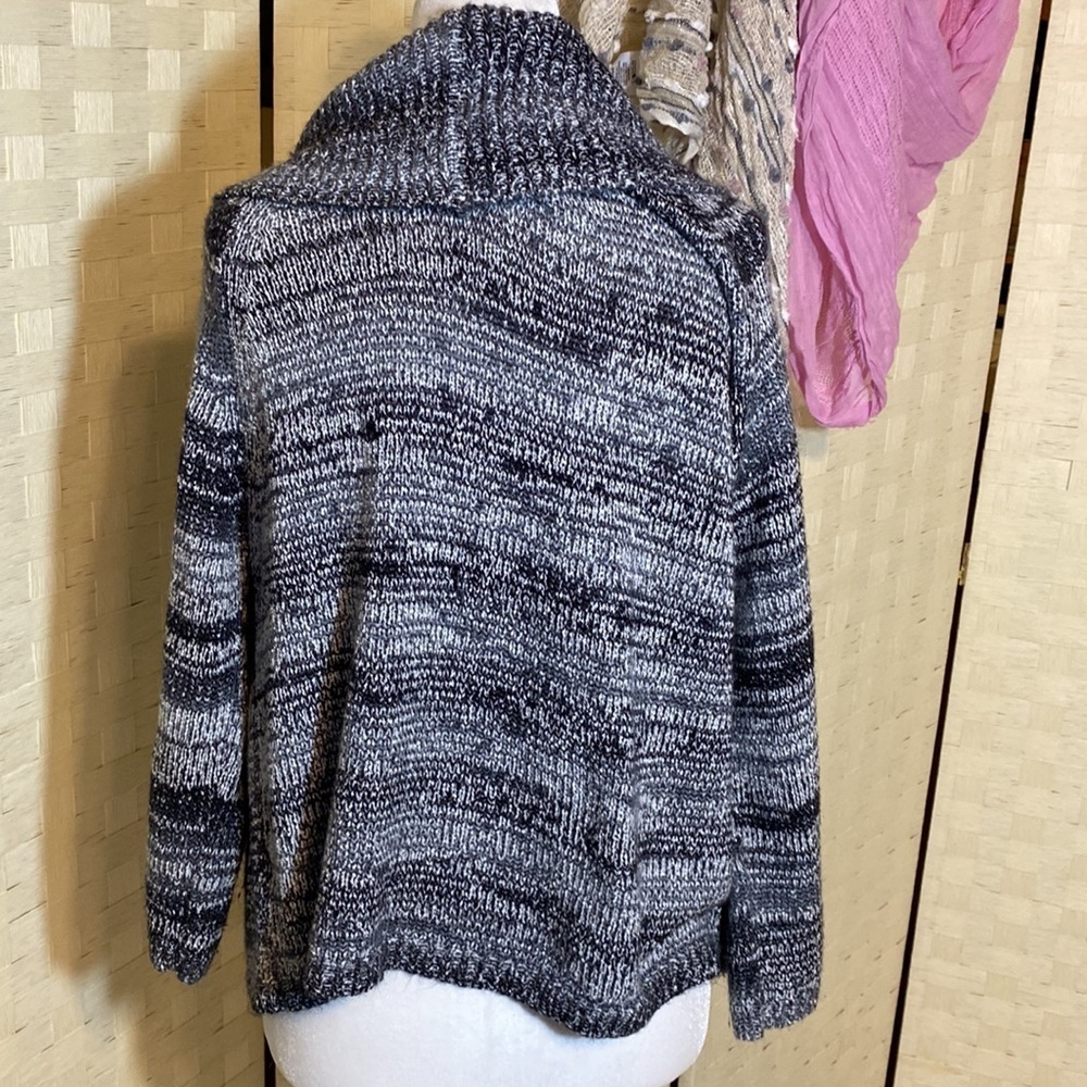 STYLE & CO XL CARDIGAN SWEATER BLACK WHITE W/ SILVER METALLIC THREAD Par… - Picture 4 of 13